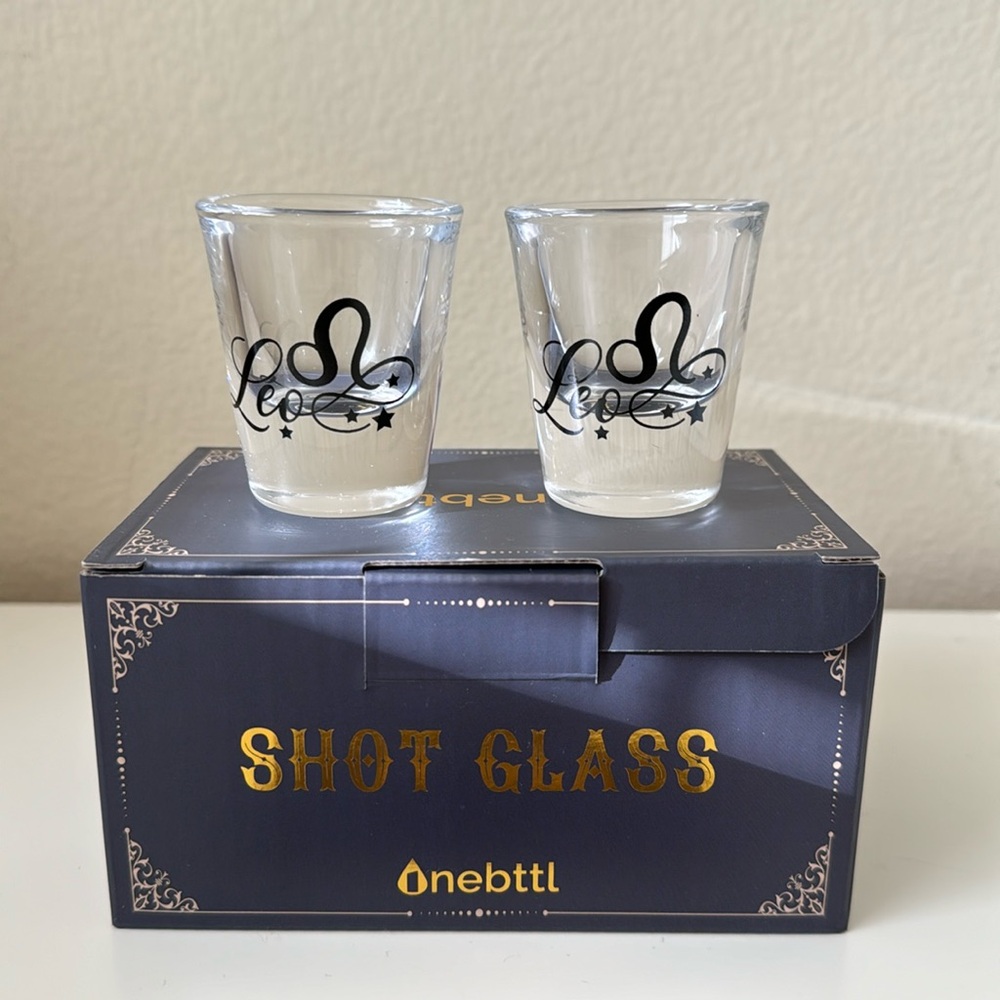 Onebttl “Leo” shot glasses.